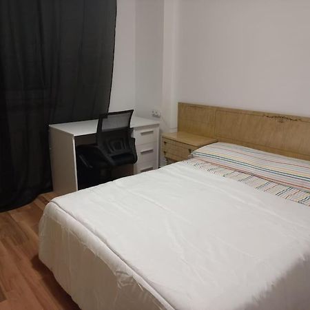 Apartamento En Santander Soleado Y Con Terraza. Luaran gambar