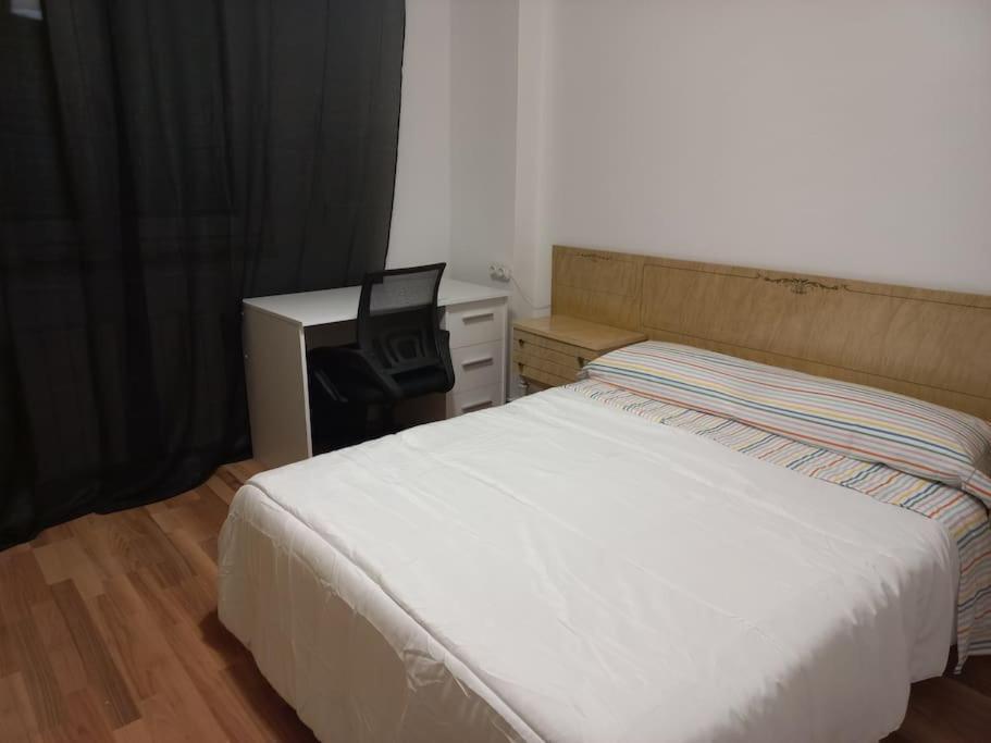 Apartamento En Santander Soleado Y Con Terraza. Luaran gambar
