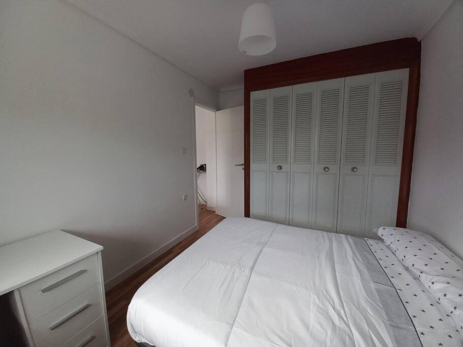 Apartamento En Santander Soleado Y Con Terraza. Luaran gambar