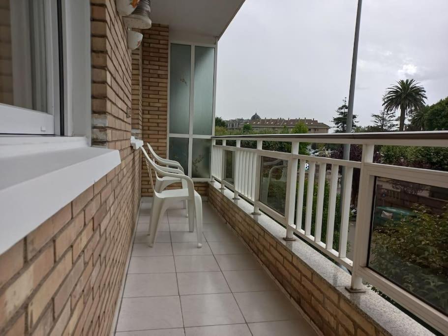 Apartamento En Santander Soleado Y Con Terraza. Luaran gambar