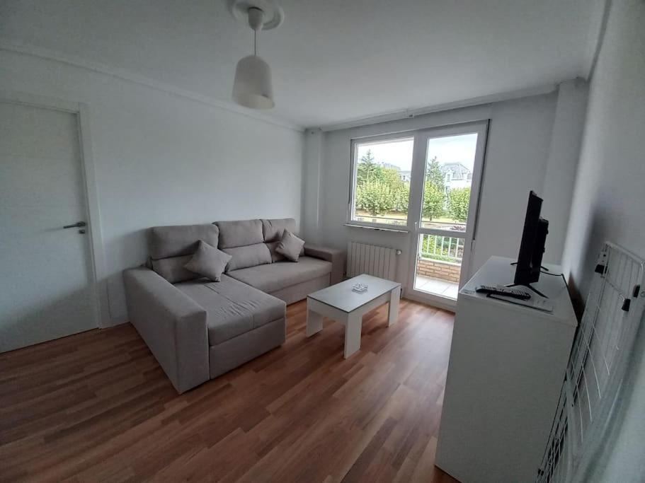 Apartamento En Santander Soleado Y Con Terraza. Luaran gambar